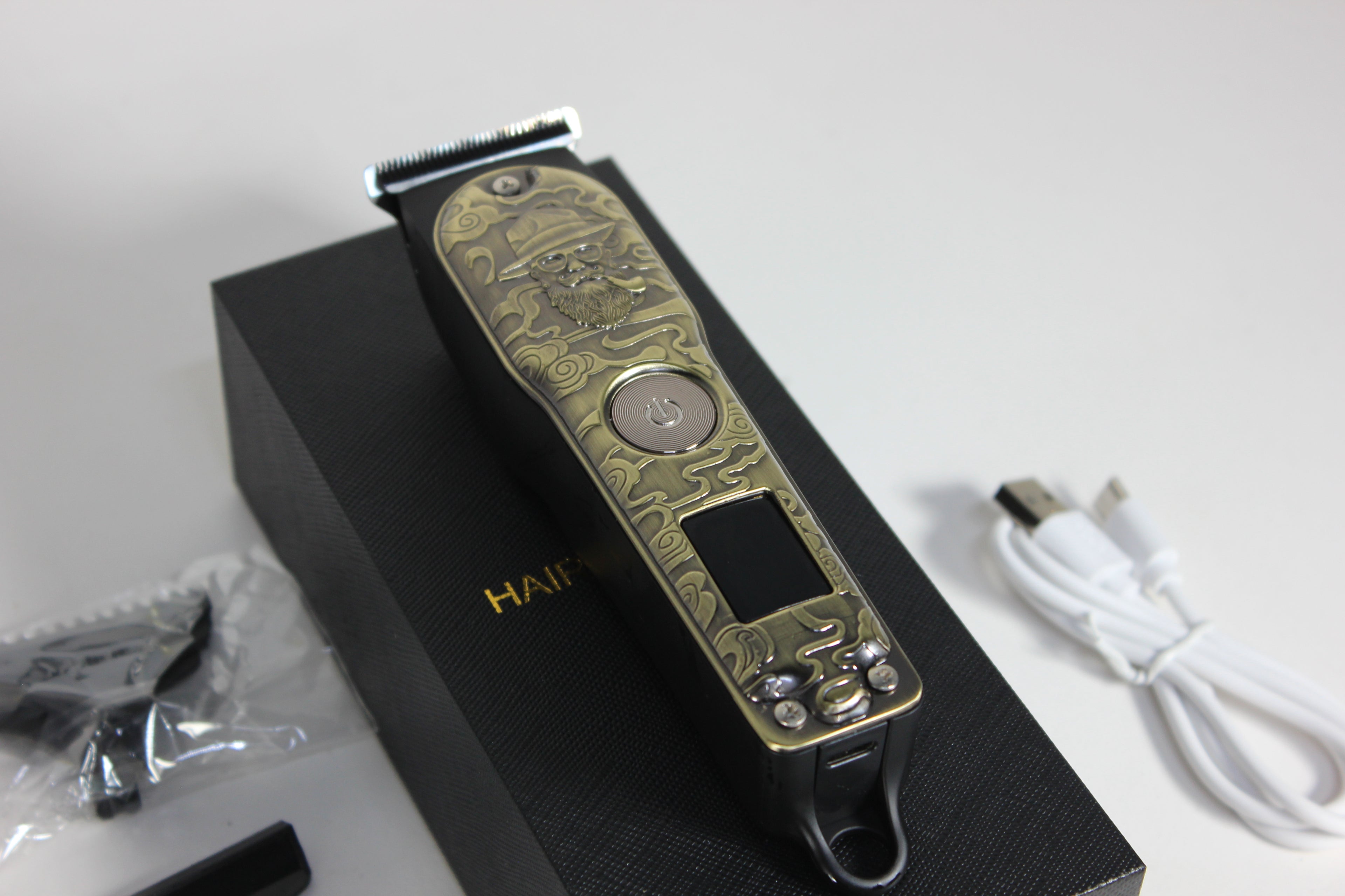 Tondeuse à Cheveux Vintage YC-1607/1608 – LCD & Recharge USB